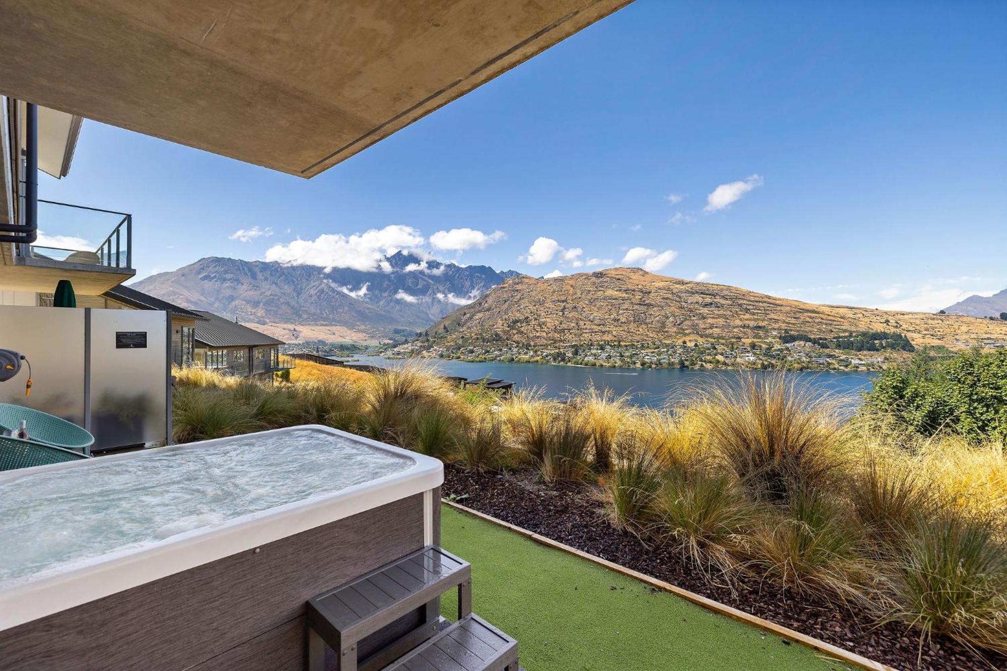 Lakeside Mountain Haven Queenstown Buitenkant foto